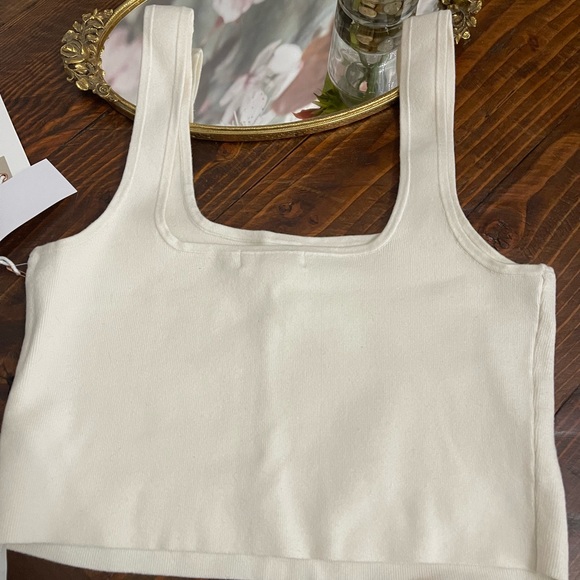 Good American Tank - Picture 2 of 3